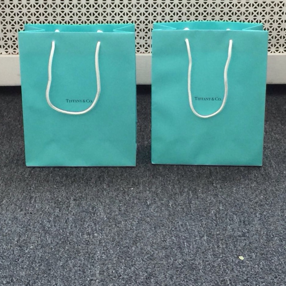 2 Paper bags